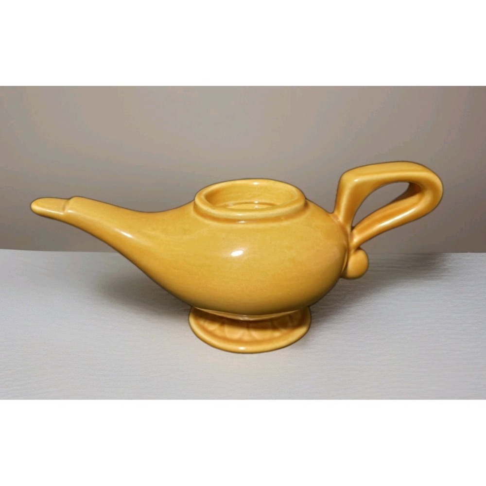 VINTAGE WALT DISNEY Aladdin Genie Gold Lamp Treasure Ceramic Teapot No Lid